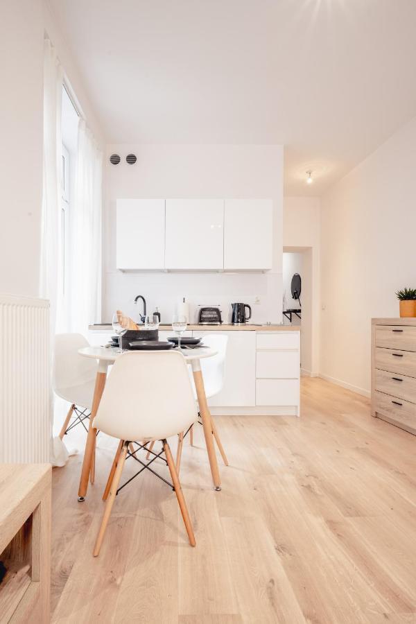 Apartamenty Pamiatkowa 11, 2 Rooms, Self Check In 24H Poznań Esterno foto